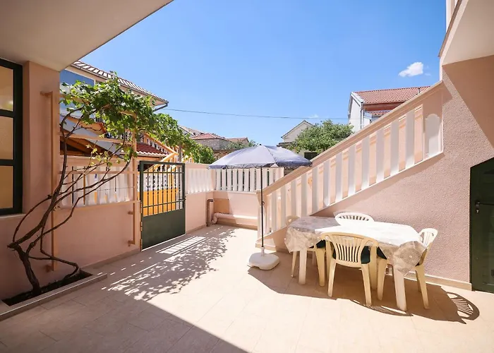 Two Bedroom Near The Sea