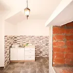 Appartement Two Bedroom Near The Sea