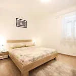 Two Bedroom Near The Sea