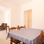 Two Bedroom Near The Sea Sukošan