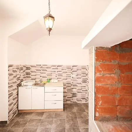 Apartmán Two Bedroom Near The Sea