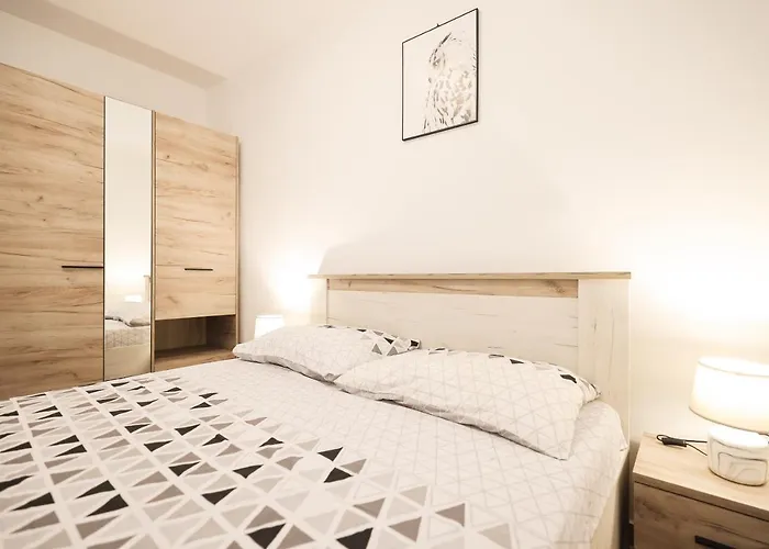 Appartement Two Bedroom Near The Sea